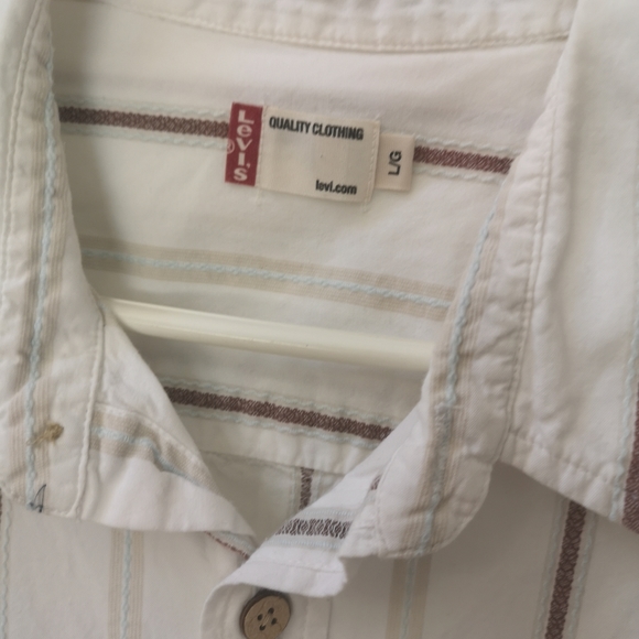 Levi's Button down - Picture 2 of 2